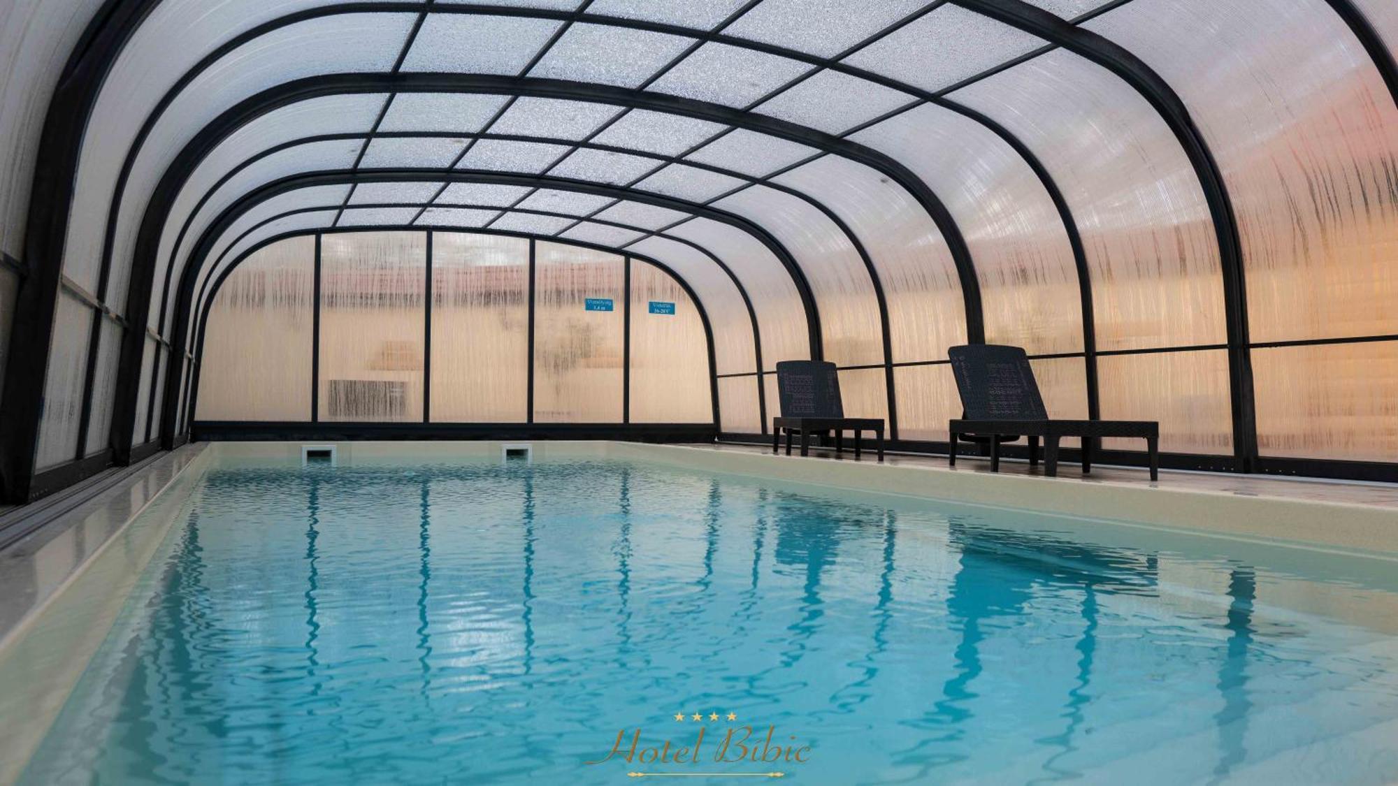 Hotel Bíbic és Tüskevár Étterem és Horgásztó Nyíregyháza Esterno foto